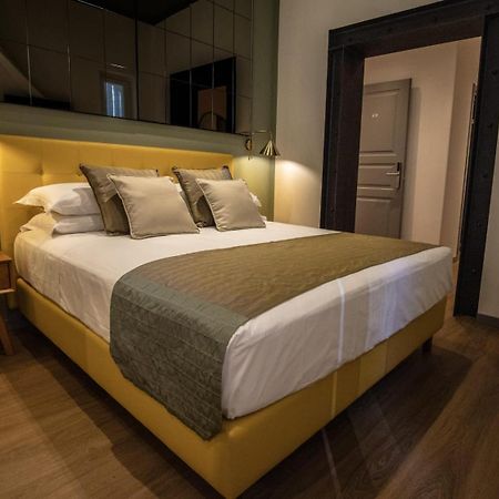 ホテル Trevi Monti House ローマ エクステリア 写真
