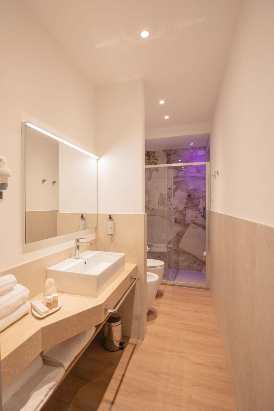 ホテル Trevi Monti House ローマ エクステリア 写真