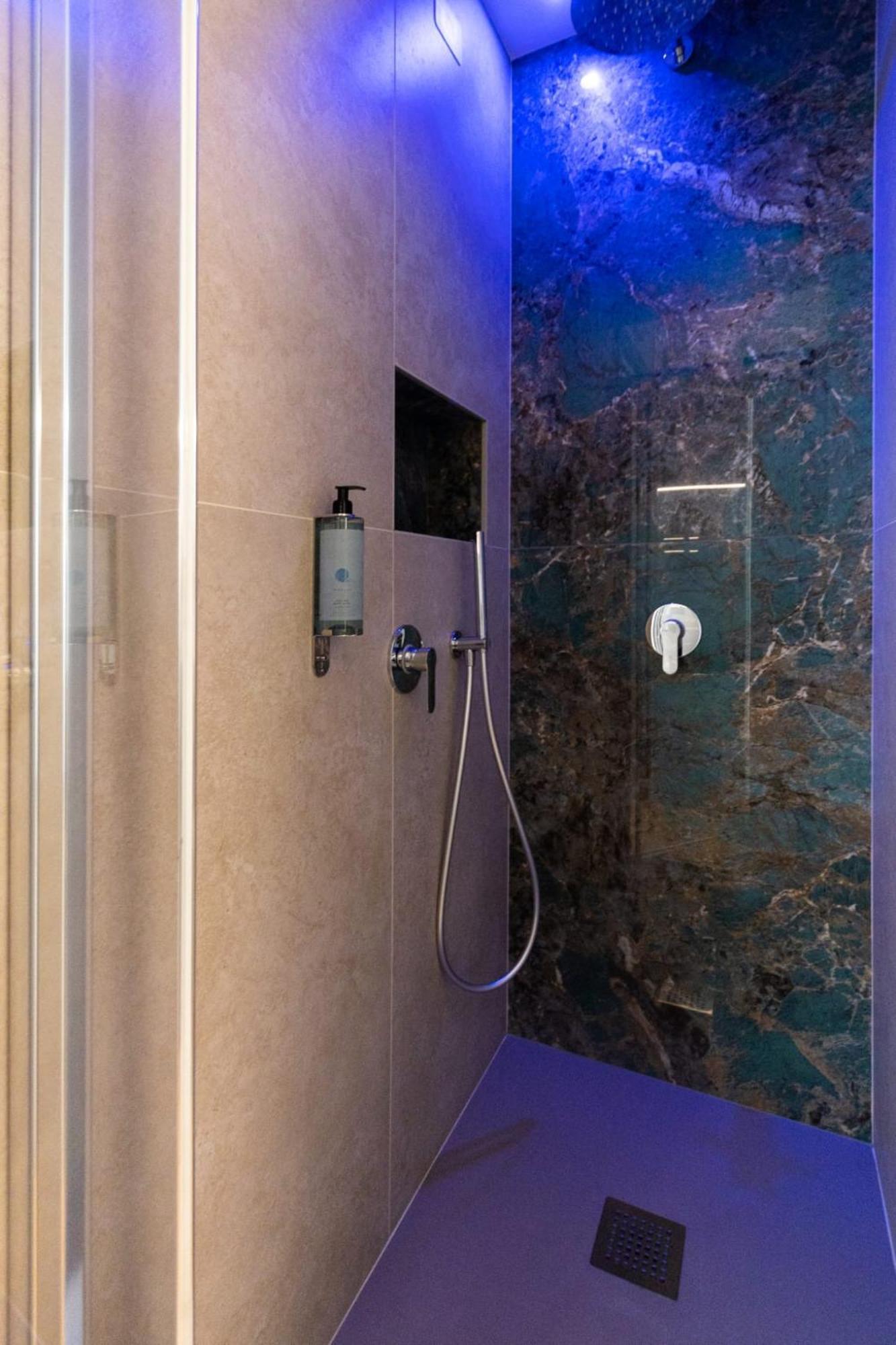ホテル Trevi Monti House ローマ エクステリア 写真