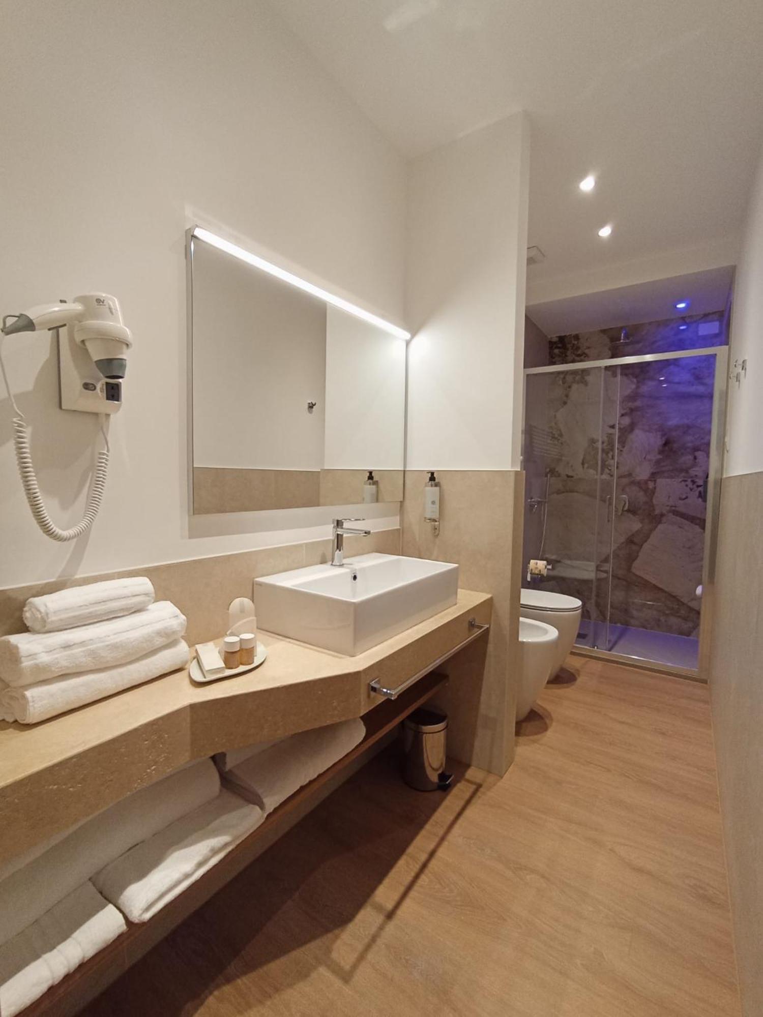 ホテル Trevi Monti House ローマ エクステリア 写真