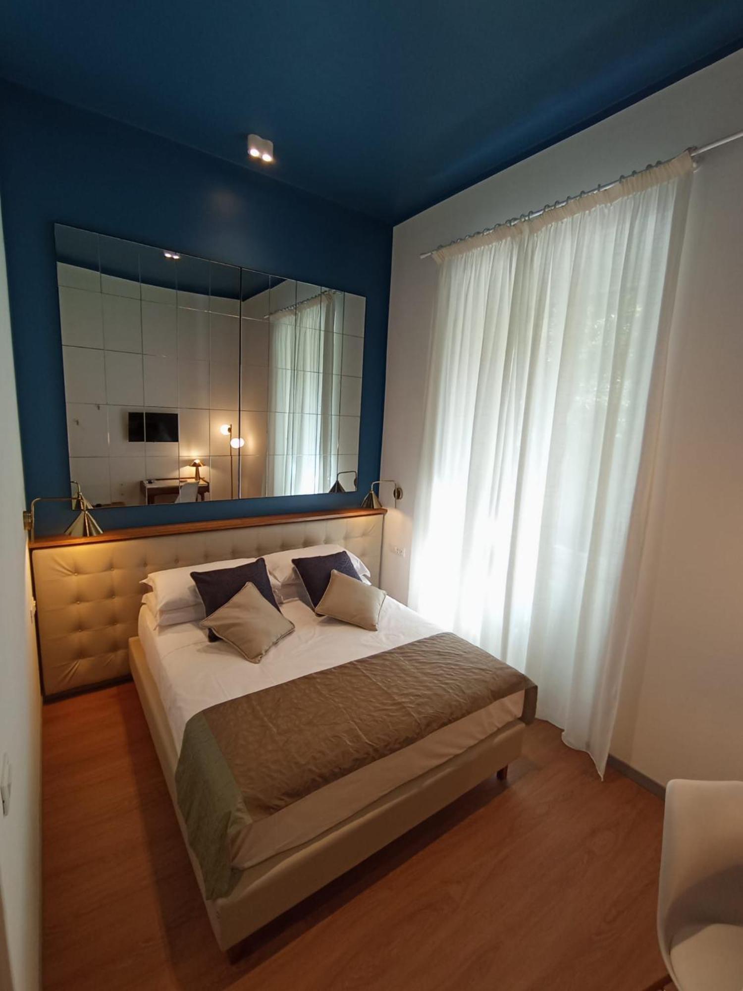 ホテル Trevi Monti House ローマ エクステリア 写真